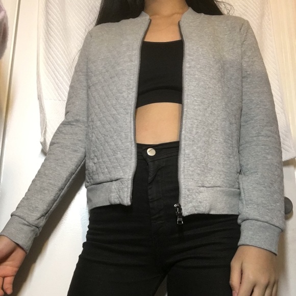 THICK GREY ZIP UP SWEATER - Picture 1 of 6